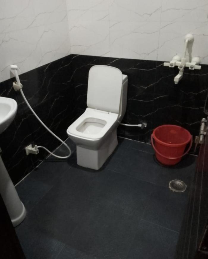 Hotel Aditya Residency Near Sector 63 Metro Station ノイダ エクステリア 写真